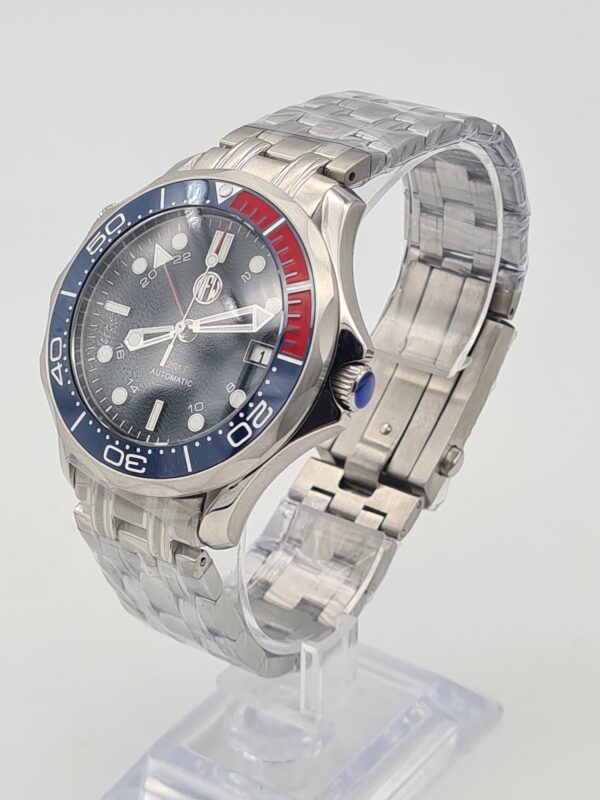 Beautiful GMT function Seamaster homage using a Seiko NH34 movement.